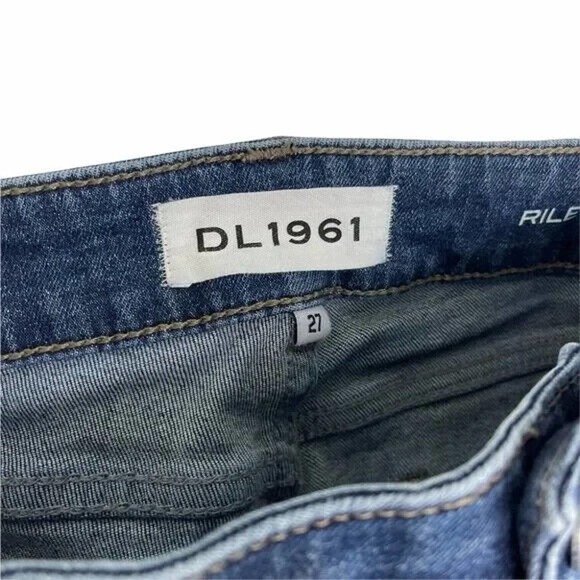 DL1961 Riley Boyfriend Jean Shorts Size 27 Frayed Hem Denim Cut Offs Hayden Wash - Picture 5 of 7